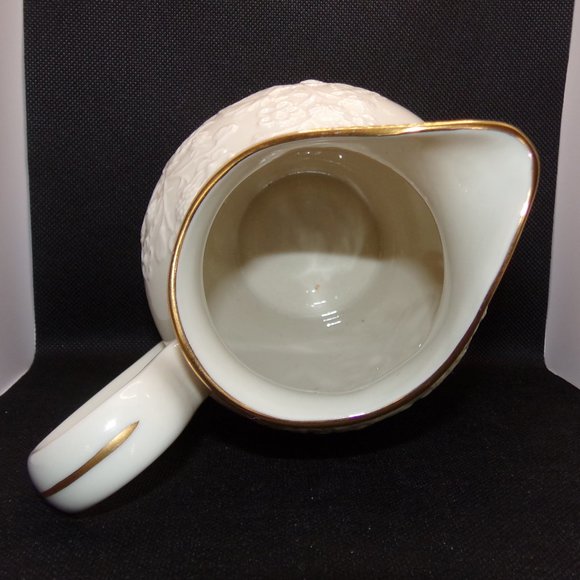 Lenox Pitcher Blackberry Pattern Ivory with Gold Trim - Picture 5 of 8